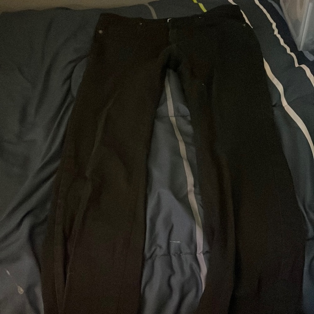 Black skinny jeans